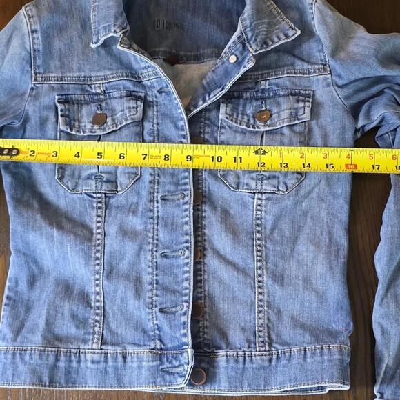KUT from the Kloth Amelia Blue Jean Jacket Slightly Distressed Denim, Size S - Picture 7 of 7
